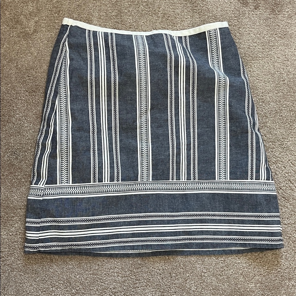 LOFT Striped Skirt Blue White Midi Size 4 Fully Lined 100% Cotton Trendy Office